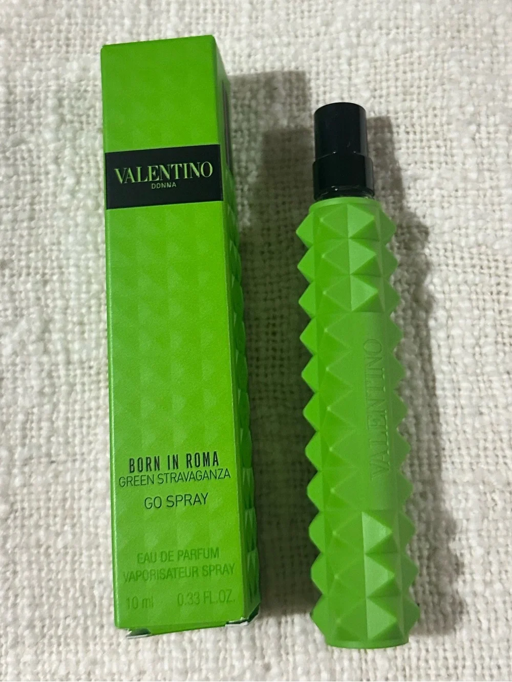 Valentino- Born in Roma Green Stravaganza